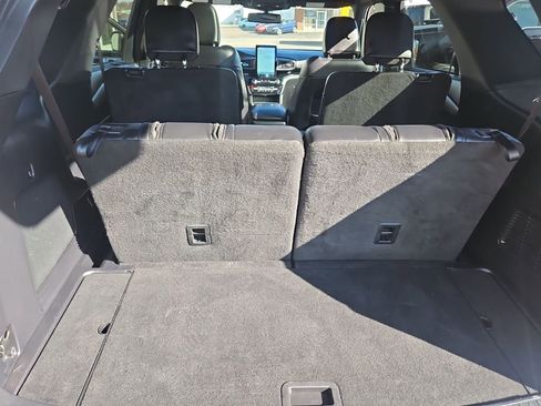 Used 2022 Ford Explorer ST w/ ST Street Pack image 25