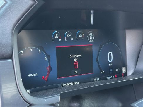 Used 2024 Ford F150 Lariat w/ FX4 Off-Road Package image 15