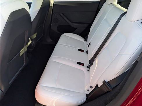 Used 2025 Tesla Model Y Performance image 21