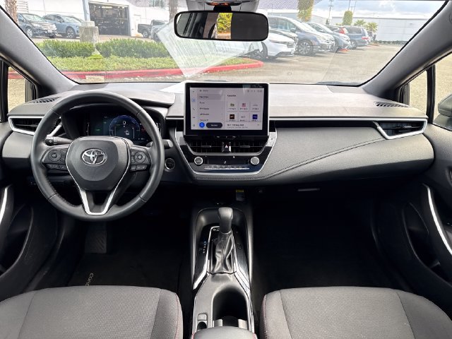 Used 2025 Toyota Corolla SE w/ SE Premium Package FWD image 26