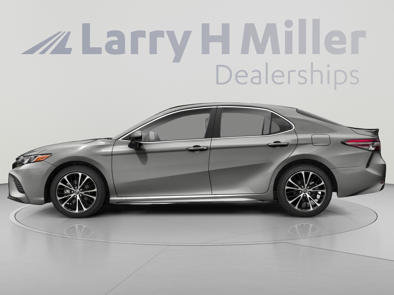 Used 2020 Toyota Camry SE w/ Protection Package (Q2) FWD image 3