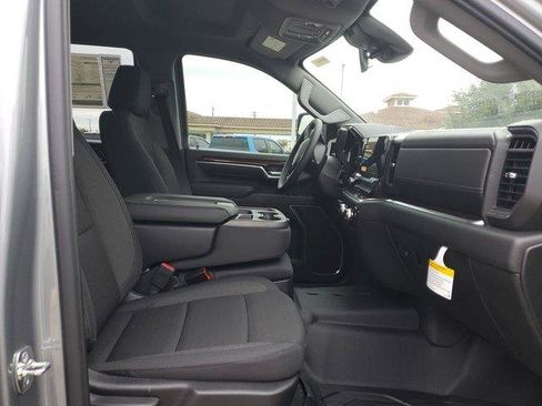 New 2026 GMC Sierra 2500 SLE image 10