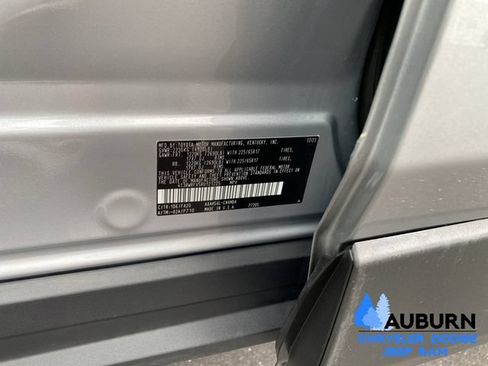 Used 2024 Toyota RAV4 XLE AWD/4WD image 32