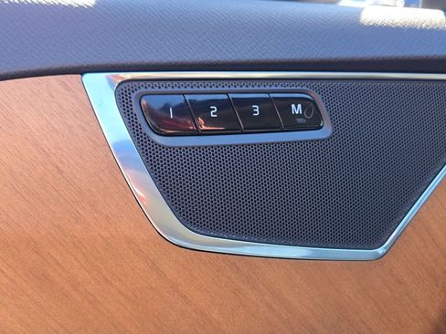 Used 2023 Volvo XC90 T8 Core image 33