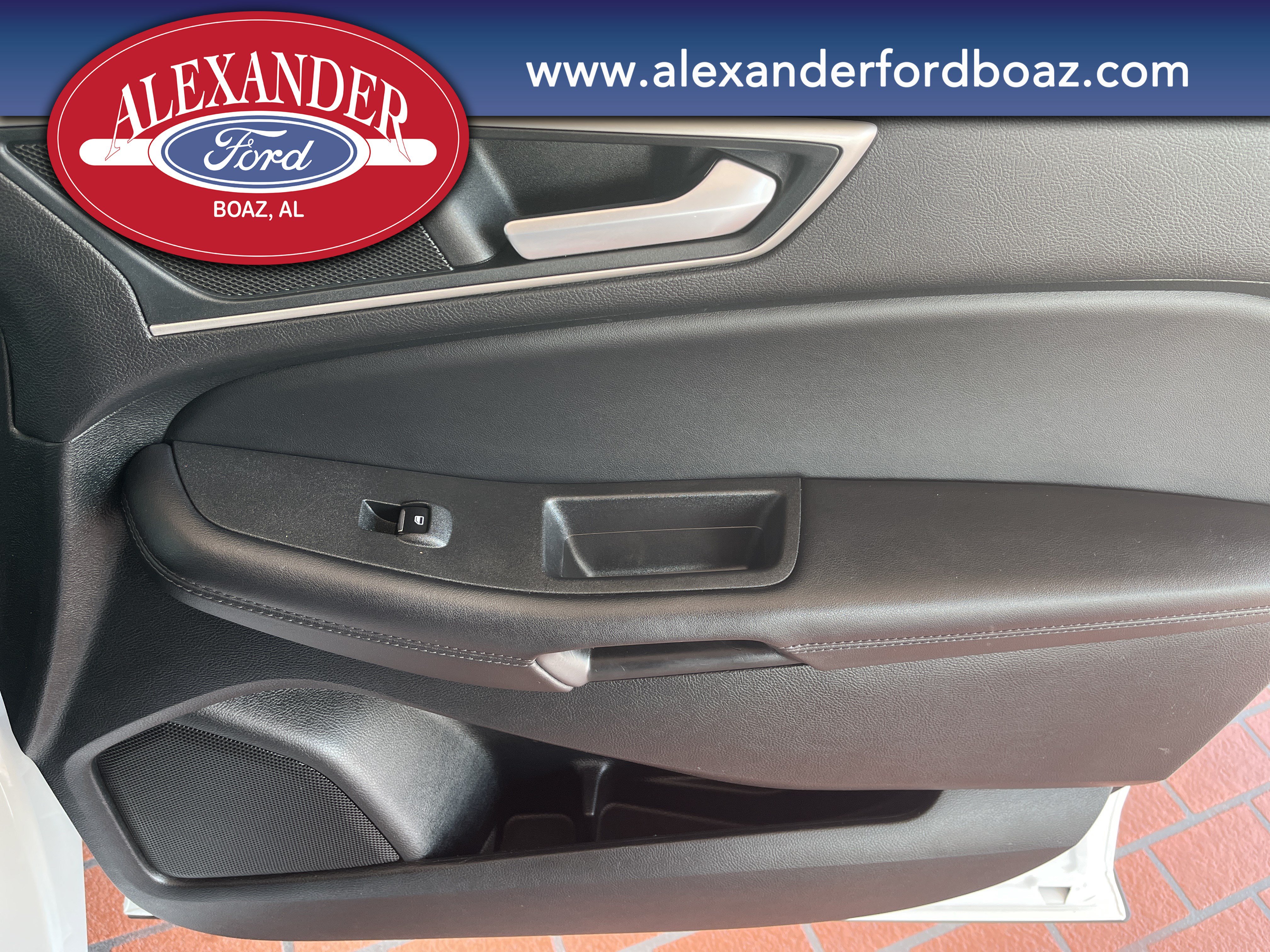 Used 2024 Ford Edge SEL AWD/4WD image 14