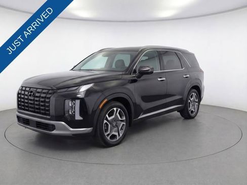 Used 2024 Hyundai Palisade SEL w/ Premium Package image 16