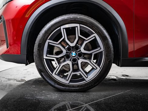 Certified 2025 BMW X2 xDrive28i image 13