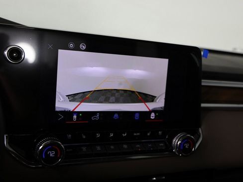 Used 2025 GMC Canyon Denali image 74