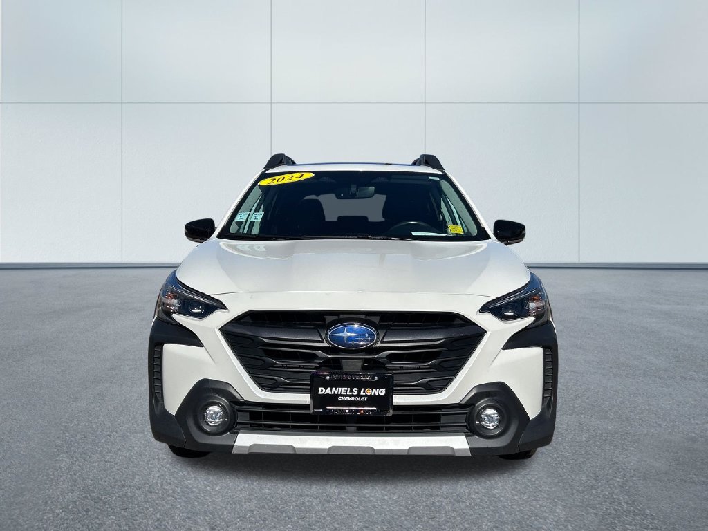 Used 2024 Subaru Outback Limited XT w/ Popular Package #2 AWD/4WD image 3
