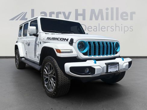 Used 2024 Jeep Wrangler High Altitude AWD/4WD image 7