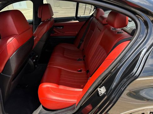 Used 2013 BMW M5 RWD image 12