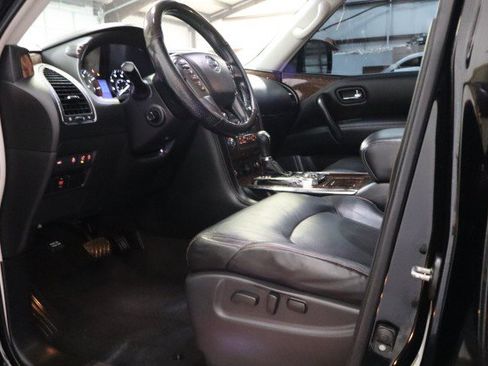 Used 2020 Nissan Armada Platinum w/ Captain's Chairs Package RWD image 31