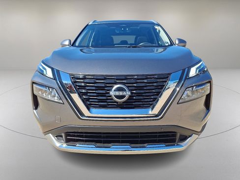 Used 2023 Nissan Rogue Platinum w/ Platinum Premium Package image 3