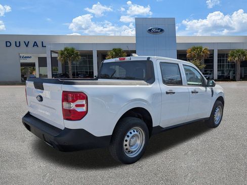 New 2026 Ford Maverick XL image 4