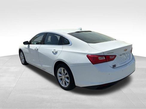 Used 2024 Chevrolet Malibu LT image 3