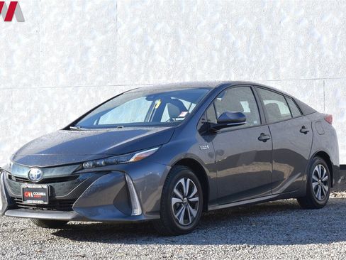 Used 2018 Toyota Prius Prime Premium image 8