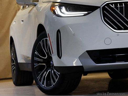 New 2026 BMW X3 xDrive30 w/ Premium Package image 4