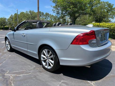 Used 2011 Volvo C70 T5 FWD image 3