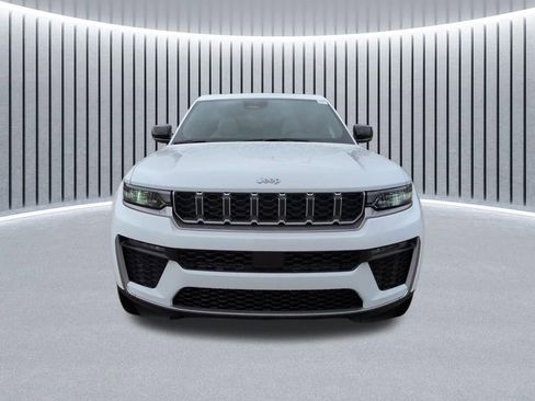 New 2026 Jeep Grand Cherokee L Limited image 18