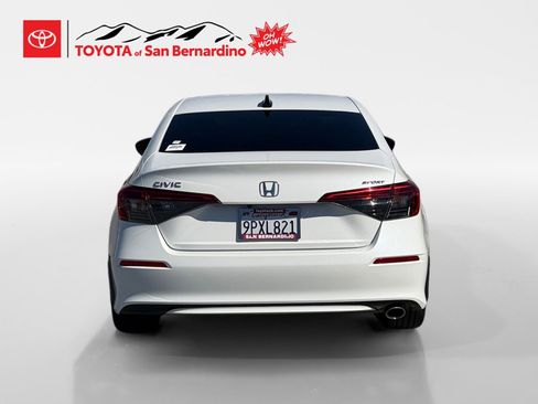 Used 2024 Honda Civic Sport image 4