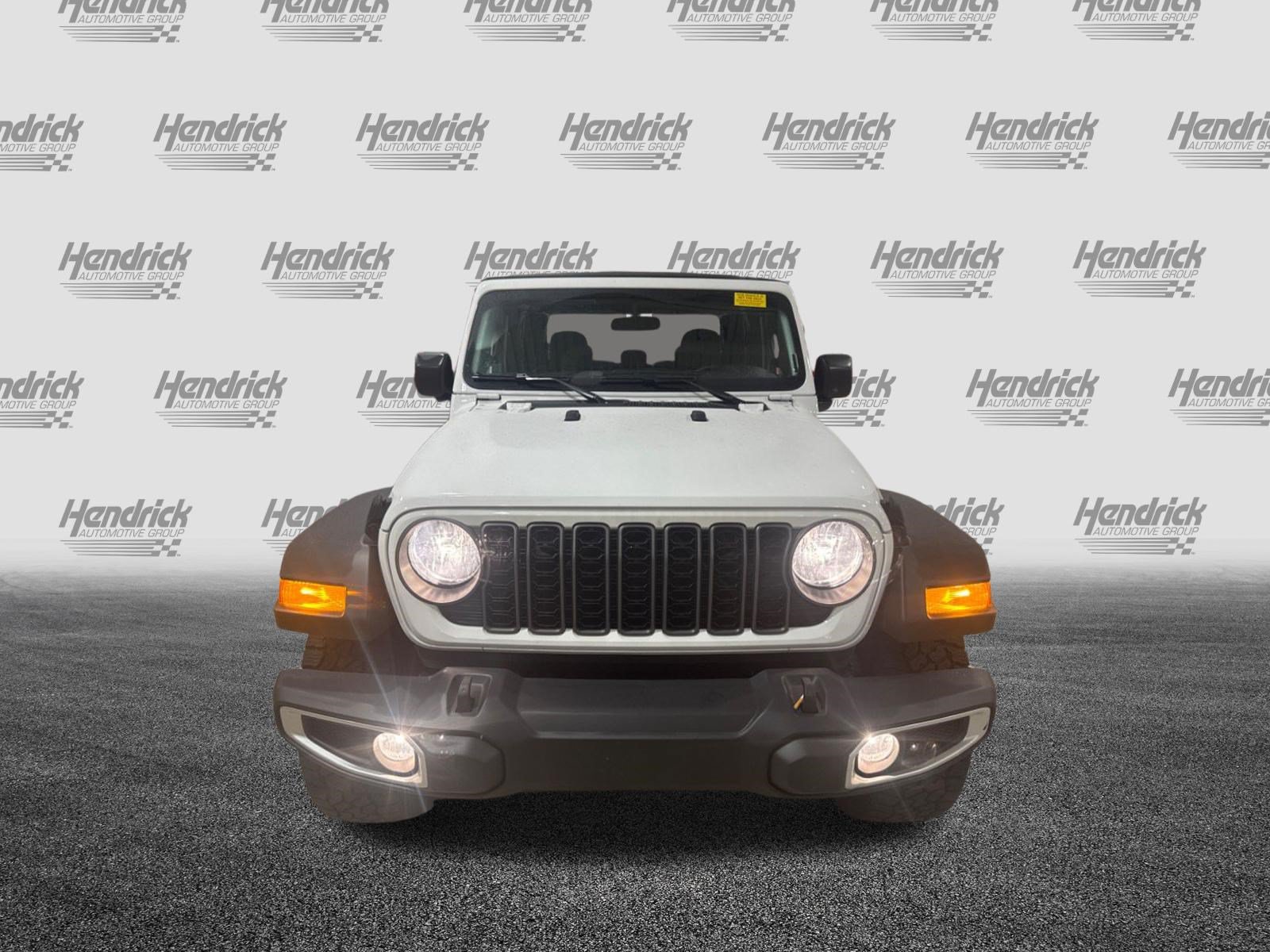 Used 2026 Jeep Gladiator Sport AWD/4WD image 38