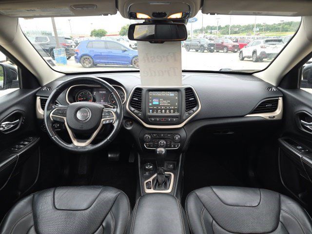 Used 2014 Jeep Cherokee Limited w/ Technology Group AWD/4WD image 15