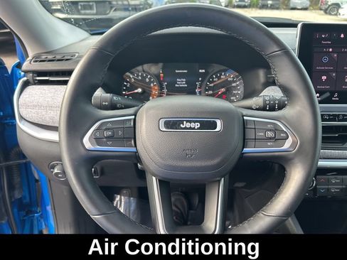 Certified 2022 Jeep Compass Latitude AWD/4WD image 16