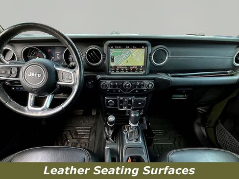 Used 2022 Jeep Wrangler Unlimited Sahara w/ Cold Weather Group AWD/4WD image 7