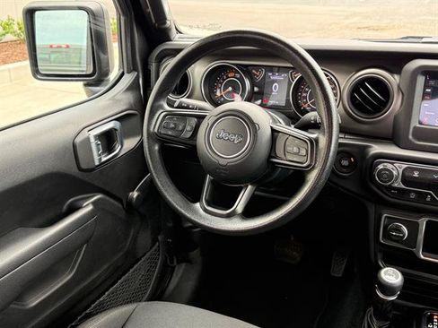 Used 2022 Jeep Wrangler Unlimited Sport AWD/4WD image 10