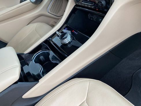 Used 2021 Jeep Grand Cherokee L Limited image 45