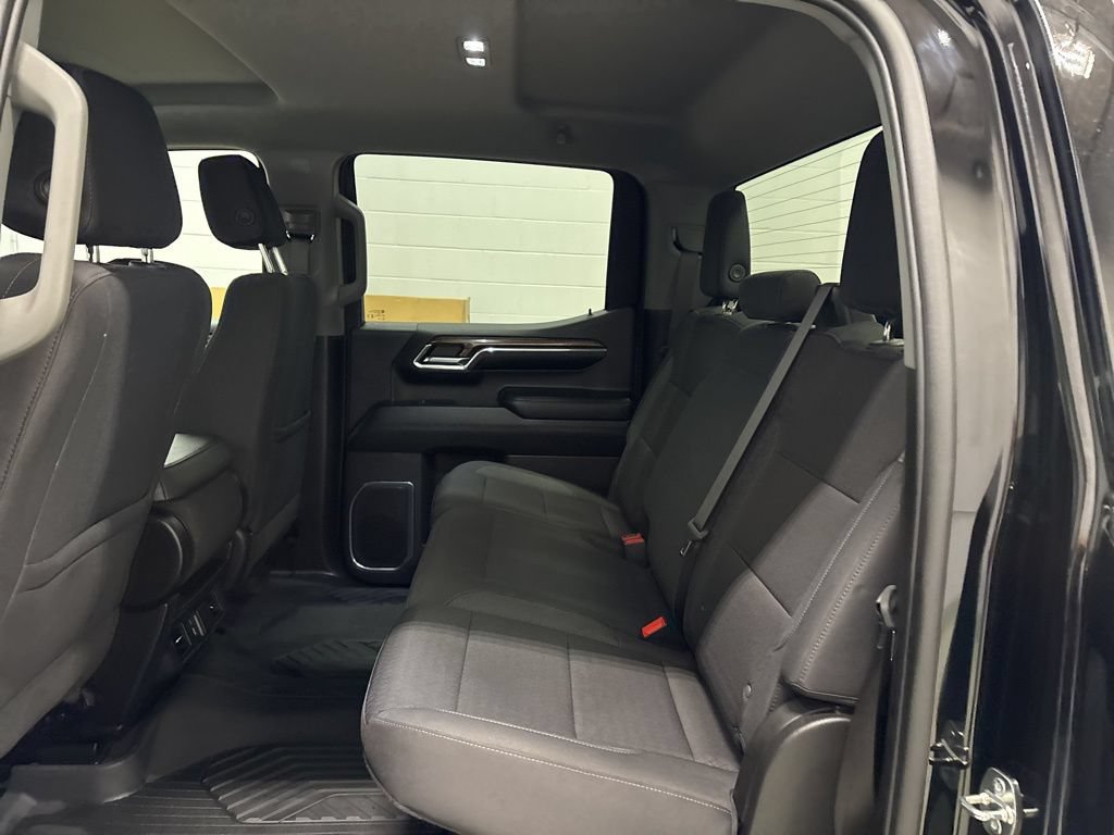Used 2024 Chevrolet Silverado 1500 RST AWD/4WD image 36