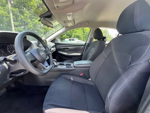 Used 2024 Nissan Sentra S FWD image 18