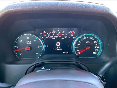 Used 2017 GMC Yukon XL Denali w/ Open Road Package image 17