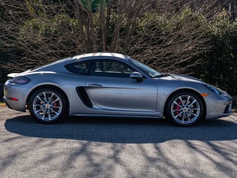 Certified 2025 Porsche 718 Cayman S image 8
