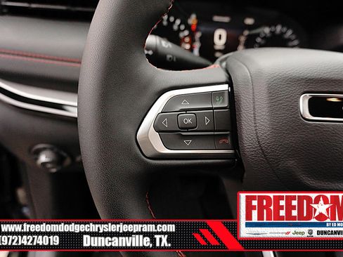 New 2026 Jeep Compass Trailhawk image 24