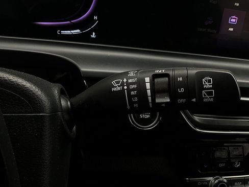 Used 2025 Kia Seltos S image 37