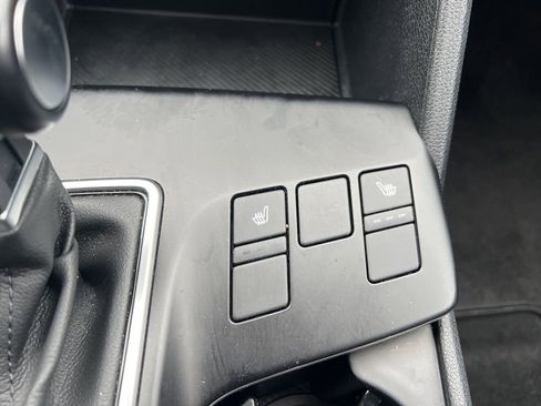 Used 2025 Kia Sportage LX image 24