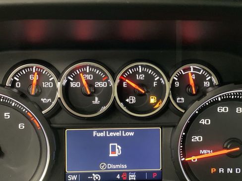 Used 2022 Chevrolet Silverado 1500 LT Trail Boss image 12