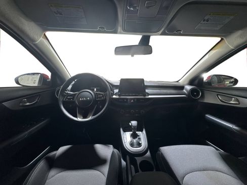 Used 2024 Kia Forte LXS w/ LXS Technology Package FWD image 13
