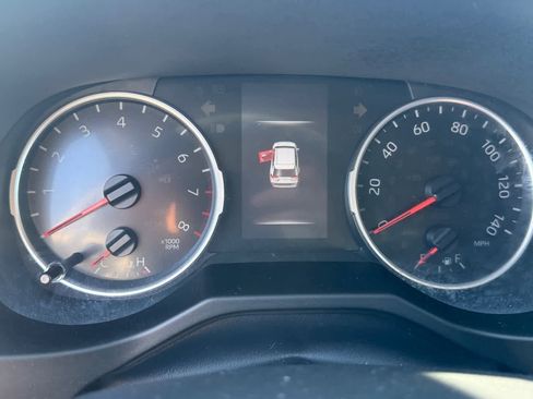 Used 2019 Toyota RAV4 XLE image 16