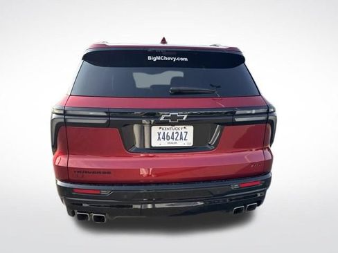 Used 2024 Chevrolet Traverse RS FWD image 4