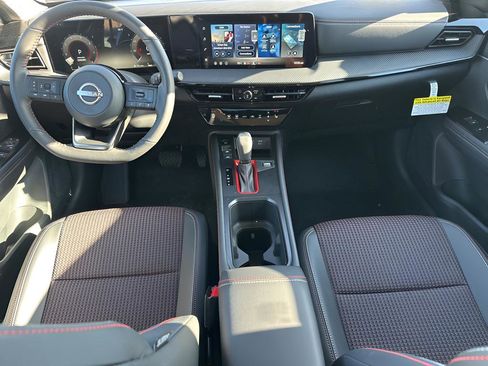 New 2026 Nissan Kicks SR w/ SR Premium Package AWD/4WD image 10