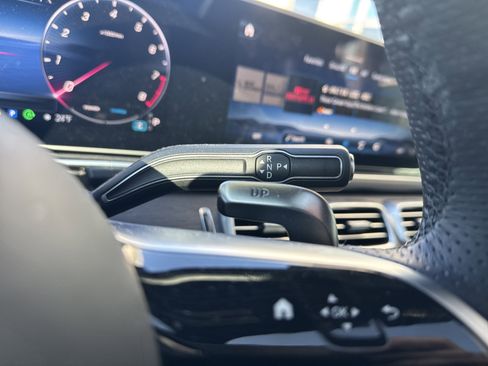 Used 2025 Mercedes-Benz GLE 63 AMG S image 18