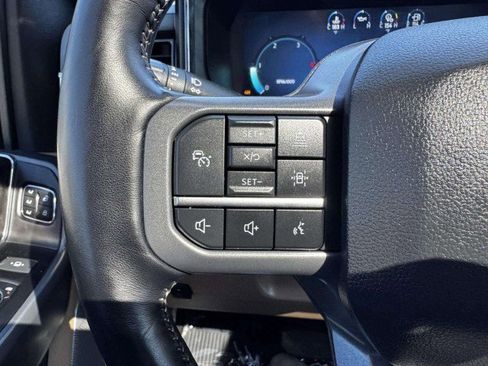 Used 2023 Ford F250 Lariat w/ Lariat Ultimate Package image 30