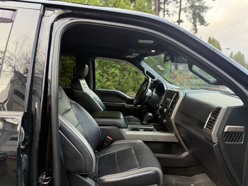 Used 2018 Ford F150 Raptor w/ Equipment Group 802A Luxury image 20