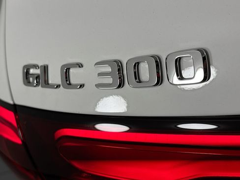 New 2026 Mercedes-Benz GLC 300 4MATIC image 8