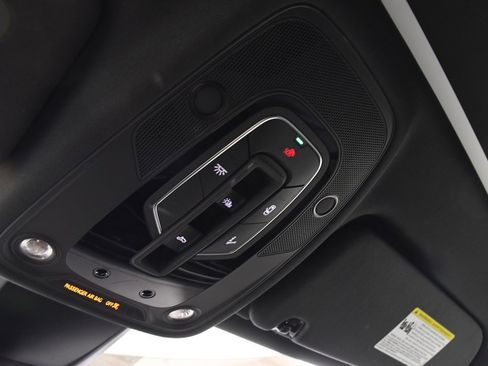 Used 2025 Audi Q7 2.0T Premium image 33