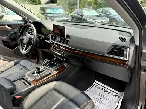 Used 2020 Audi Q5 2.0T Premium Plus w/ Premium Plus Package AWD/4WD image 25
