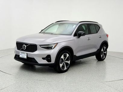 New 2026 Volvo XC40 B5 Plus w/ Protection Package Premier