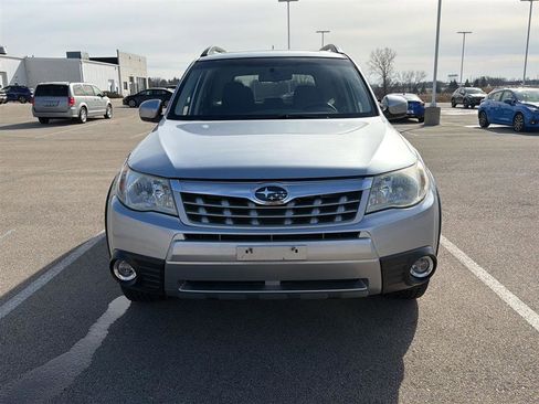 Used 2012 Subaru Forester 2.5X Premium w/ Popular Pkg 3 image 2